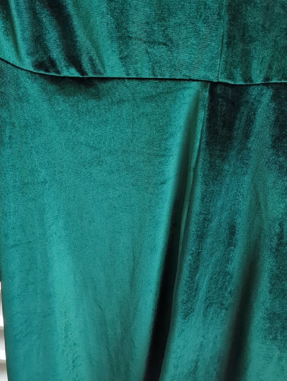 Club L London Dark Green Velvet Dress - Picture 5 of 5